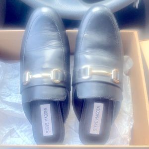 Steve Madden woman’s loafer